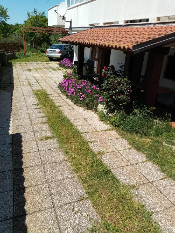 Apartman Mirko Pula Exterior photo